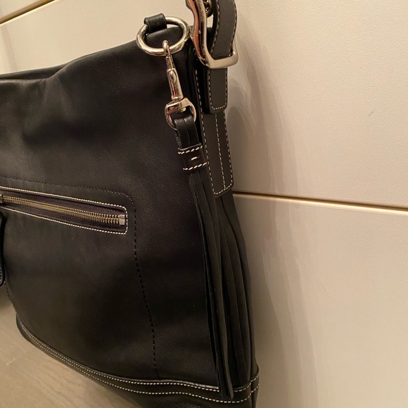 AUTHENTIC VINTAGE Coach Soho Slim Y2K Black Leather Shoulder/Crossbody Bag - Picture 9 of 9